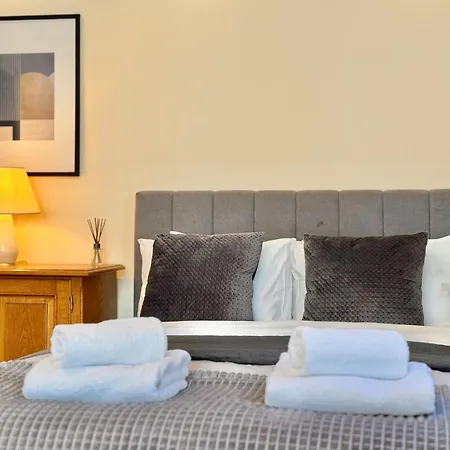 Centre 2bed For 5 Guests 2 Minutes From High Street Пловдив