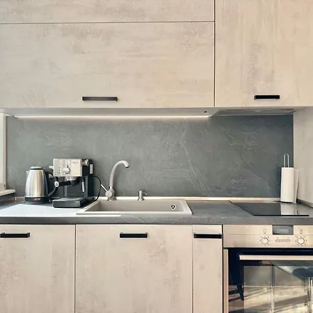 Апартамент Centre 2bed For 5 Guests 2 Minutes From High Street *