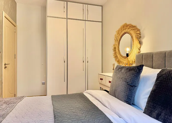 Centre 2bed For 5 Guests 2 Minutes From High Street Plovdiv